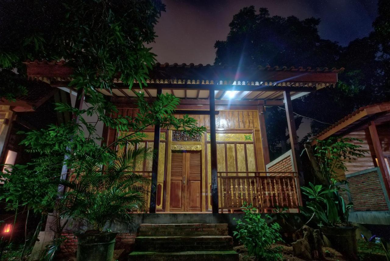 Bata Merah Homestay Banyuwangi  Exterior foto