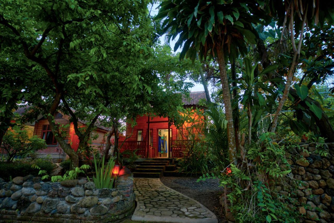 Bata Merah Homestay Banyuwangi  Exterior foto